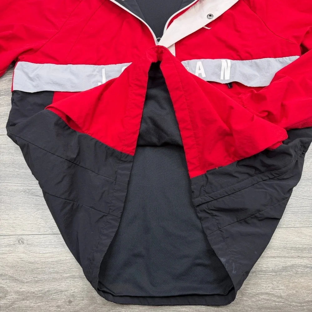 Air Jordan Jacket Mens Medium Red Spellout Windbreaker Jumpman Side Zip Hooded